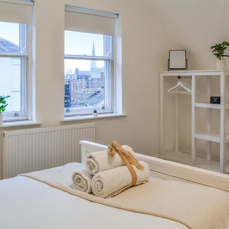 Дом отдыха Roof Tops Йорк